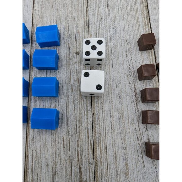Fishinopoly 1998 Game Replacement Hotels Houses 2 Dice - Picture 3 of 4